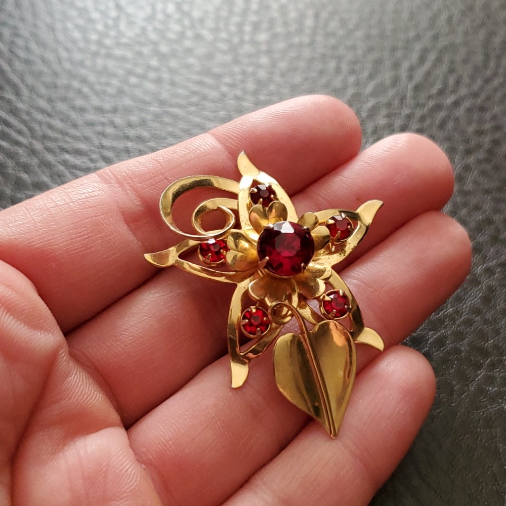 Vtg Brooch